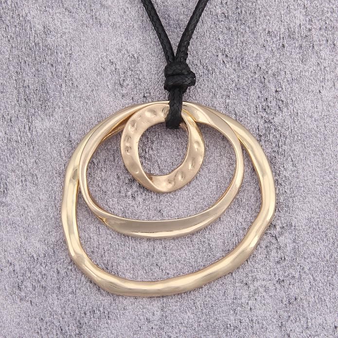 Boho Necklaces for Women Chunky Circle Necklace Layered Boho Circle Leather Choker Necklace Long Vintage Necklaces Bohemian Jewlery Gifts