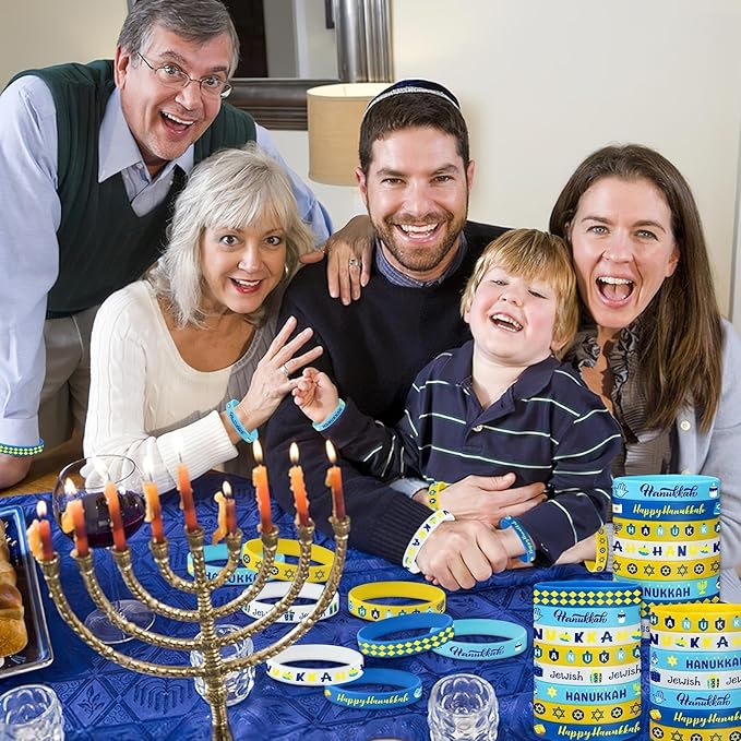 JUNEBRUSHS 64pcs Hanukkah Party Favors Silicone Bracelets Rubber Canukkah Rubber Wristbands for Hanukkah Party Gift Fillers Decorations Supplies(8 Designs)
