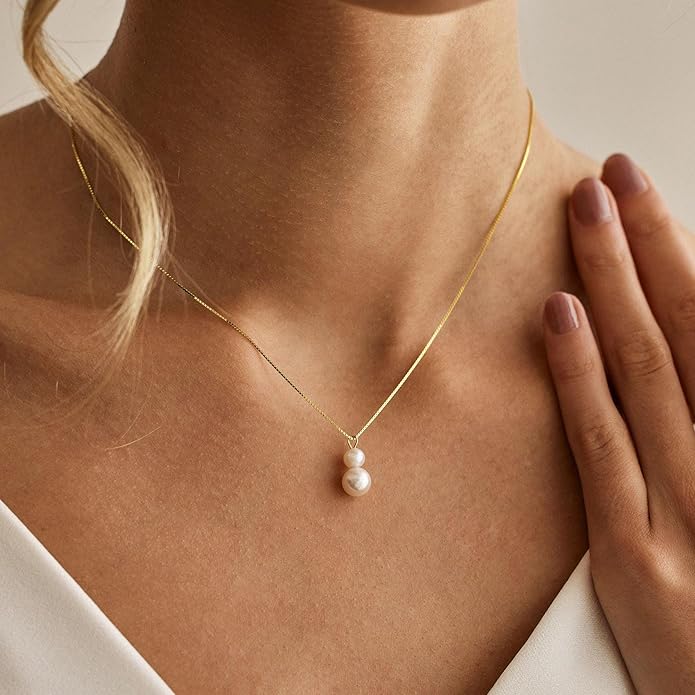 Gold Pearl Necklaces for Women Trendy, 14K Gold Plated Dainty Necklace Simple Layered Pearl Necklaces for Women Trendy Wedding Birthday Jewelry