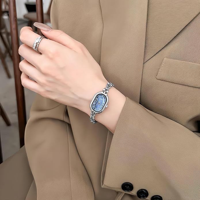 Women's Vintage Oval Watches Luxury Minimalism Bracelet Small Gold Tone Watch Ladies Analog Waterproof Watch Fashion Bangle Bracelet Dress Watch with Stainless Steel Band