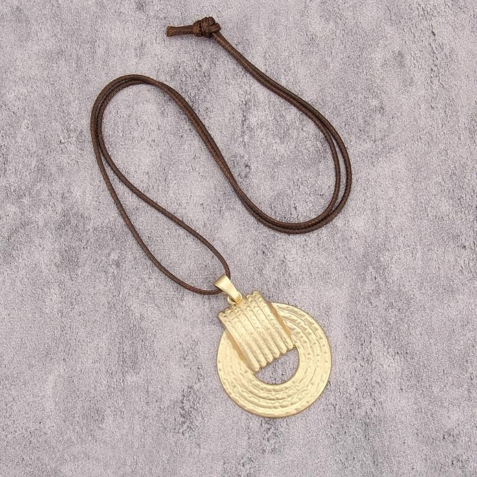 Boho Necklaces for Women Chunky Circle Necklace Layered Boho Circle Leather Choker Necklace Long Vintage Necklaces Bohemian Jewlery Gifts