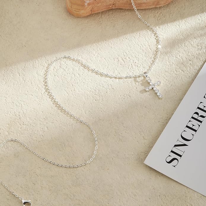 VIROMY Gold Cross Necklace for Women - Dainty Diamond Cross Pendant Necklaces Non Tarnish Waterproof Necklace Simple Choker Minimalist Jewelry