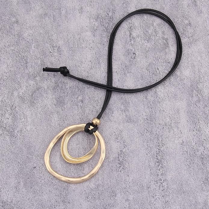 Boho Necklaces for Women Chunky Circle Necklace Layered Boho Circle Leather Choker Necklace Long Vintage Necklaces Bohemian Jewlery Gifts
