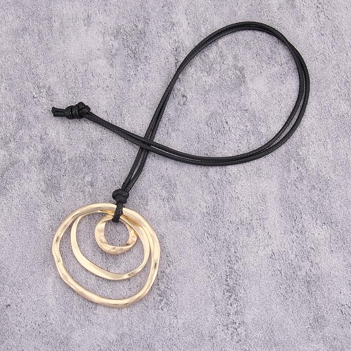 Boho Necklaces for Women Chunky Circle Necklace Layered Boho Circle Leather Choker Necklace Long Vintage Necklaces Bohemian Jewlery Gifts