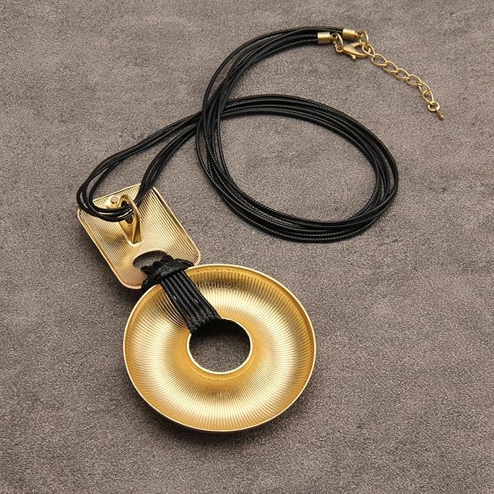 Boho Necklaces for Women Chunky Circle Necklace Layered Boho Circle Leather Choker Necklace Long Vintage Necklaces Bohemian Jewlery Gifts