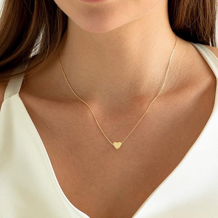 Foxgirl Gold Heart Necklaces for Women 14k Gold Plated Pendant Necklace Simple Cute Necklaces for Women Dainty Layered Choker Necklaces for Women Gold Jewelry for Teen Girls