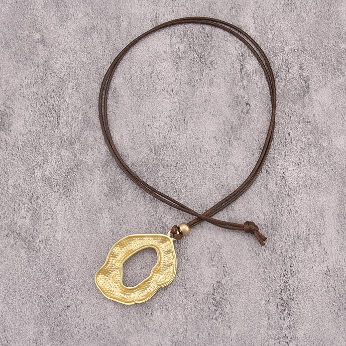 Boho Necklaces for Women Chunky Circle Necklace Layered Boho Circle Leather Choker Necklace Long Vintage Necklaces Bohemian Jewlery Gifts