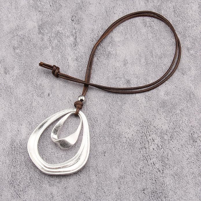 Long Boho Necklaces for Women Vintage Leather Wooden Pendant Y Choker Ethnic Style Gold Circle Hippie Sweater Necklace