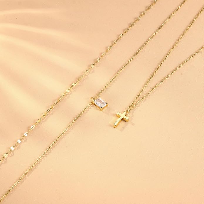 Kakonia Layered Gold Necklace for Women 14K Gold Plated Pendant Necklace Set Gold Necklace Satck Dainty Gold Chain Trendy Jewelry for Women