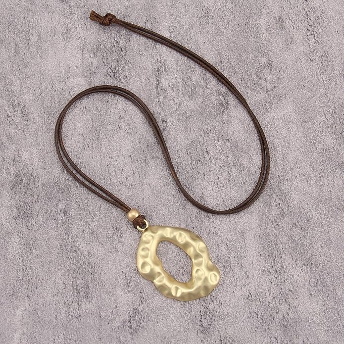 Boho Necklaces for Women Chunky Circle Necklace Layered Boho Circle Leather Choker Necklace Long Vintage Necklaces Bohemian Jewlery Gifts