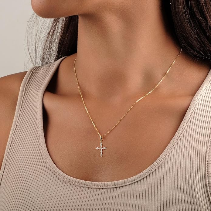 VIROMY Gold Cross Necklace for Women - Dainty Diamond Cross Pendant Necklaces Non Tarnish Waterproof Necklace Simple Choker Minimalist Jewelry