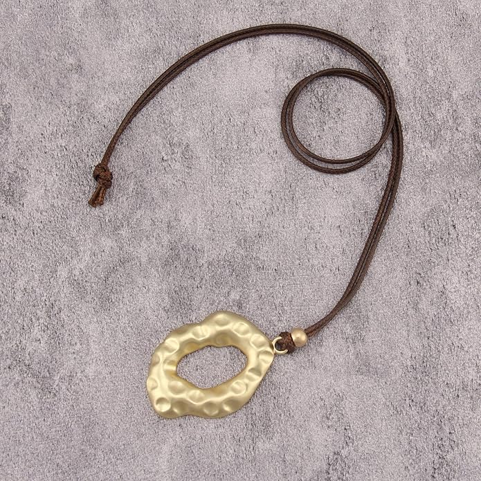Boho Necklaces for Women Chunky Circle Necklace Layered Boho Circle Leather Choker Necklace Long Vintage Necklaces Bohemian Jewlery Gifts
