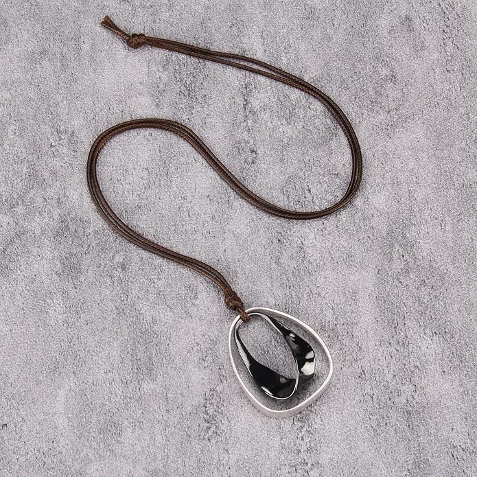 Boho Necklaces for Women Chunky Circle Necklace Layered Boho Circle Leather Choker Necklace Long Vintage Necklaces Bohemian Jewlery Gifts
