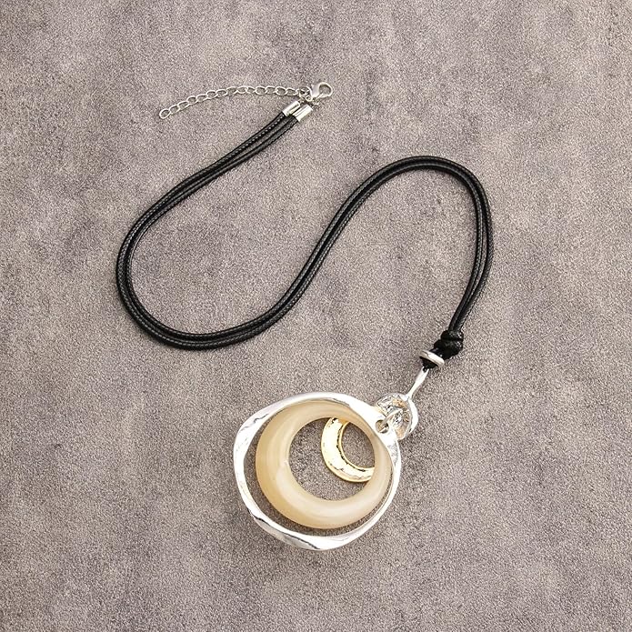 Boho Necklaces for Women Chunky Circle Necklace Layered Boho Circle Leather Choker Necklace Long Vintage Necklaces Bohemian Jewlery Gifts