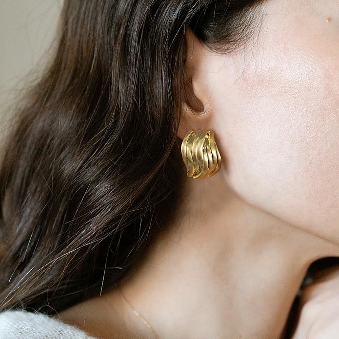 Two Tone Huggie Hoop Earrings Cross Over Design Twisted Rope Silver Gold Statement Wide Band Clip On Hoops for Women Fashion Jewelry Gift