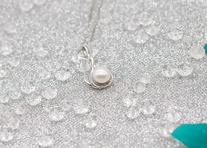 Mothers Day Gifts for Mom, Wife, Women - Tahitian Black Pearl Necklaces, Fine Jewelry for Anniversary, Birthday, Valentine's Day