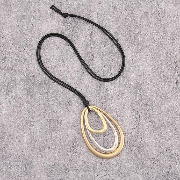 Boho Necklaces for Women Chunky Circle Necklace Layered Boho Circle Leather Choker Necklace Long Vintage Necklaces Bohemian Jewlery Gifts