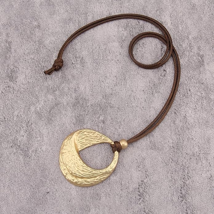 Boho Necklaces for Women Chunky Circle Necklace Layered Boho Circle Leather Choker Necklace Long Vintage Necklaces Bohemian Jewlery Gifts