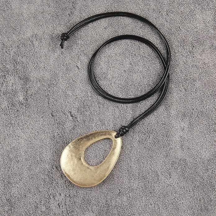 Boho Necklaces for Women Chunky Circle Necklace Layered Boho Circle Leather Choker Necklace Long Vintage Necklaces Bohemian Jewlery Gifts