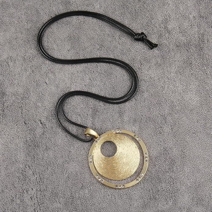 Boho Necklaces for Women Chunky Circle Necklace Layered Boho Circle Leather Choker Necklace Long Vintage Necklaces Bohemian Jewlery Gifts