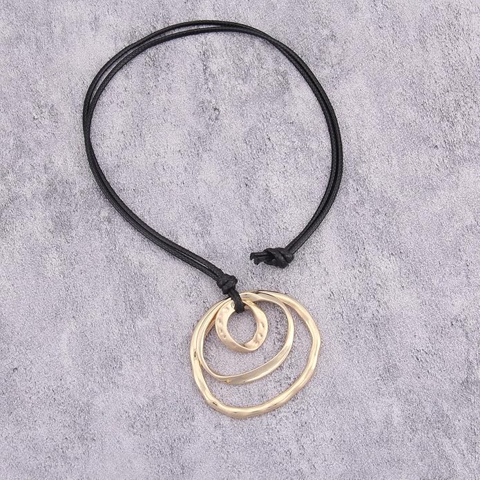 Boho Necklaces for Women Chunky Circle Necklace Layered Boho Circle Leather Choker Necklace Long Vintage Necklaces Bohemian Jewlery Gifts
