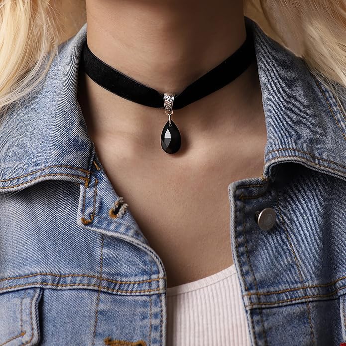 Sacina Gothic Vintage Victorian Choker Necklace, Black Choker, Goth Vintage Jewelry Gift for Women, Halloween Christmas Jewelry Gift