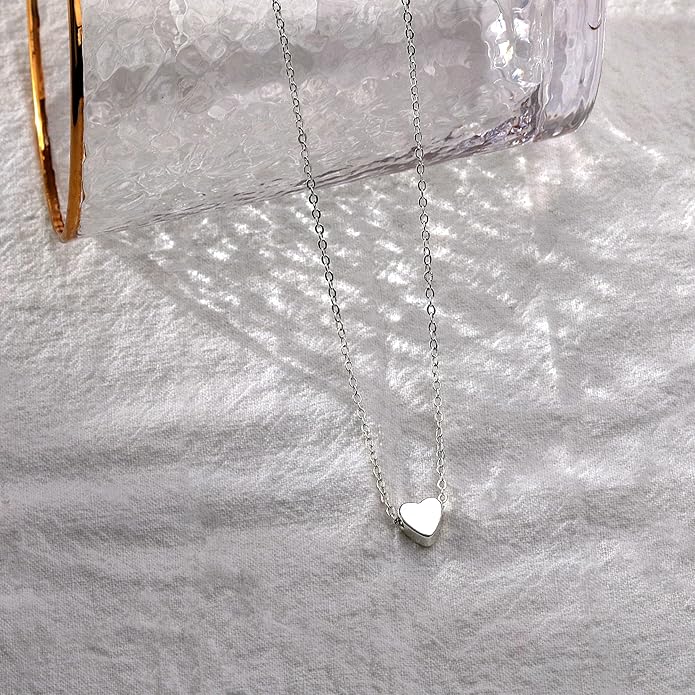 Foxgirl Gold Heart Necklaces for Women 14k Gold Plated Pendant Necklace Simple Cute Necklaces for Women Dainty Layered Choker Necklaces for Women Gold Jewelry for Teen Girls