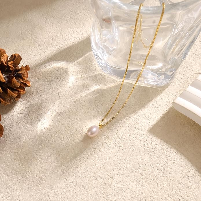 Pearl Necklace for Women Trendy,14k Gold Plated Necklace Dainty Wedding Necklace Small Cute Choker Necklace Beaded Lariat Drop Necklace Vintage Waterproof Jewelry for Women Gold Jewelry Fashion Gifts