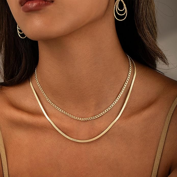Moodear Layered Necklace for Women Trendy Chunky 14K Gold Plated/Sliver Plated Chain Necklace Cuban Link Paperclip Chain Toggle Clasp Necklace Fashion Jewelry