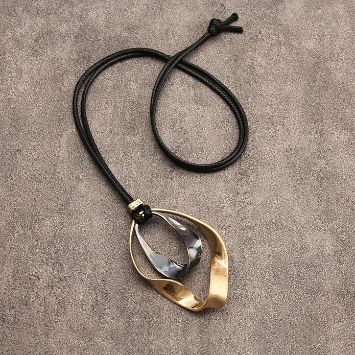 Boho Necklaces for Women Chunky Circle Necklace Layered Boho Circle Leather Choker Necklace Long Vintage Necklaces Bohemian Jewlery Gifts