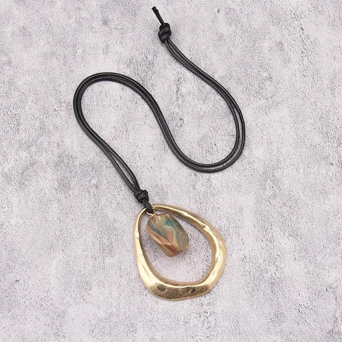 Boho Necklaces for Women Chunky Circle Necklace Layered Boho Circle Leather Choker Necklace Long Vintage Necklaces Bohemian Jewlery Gifts
