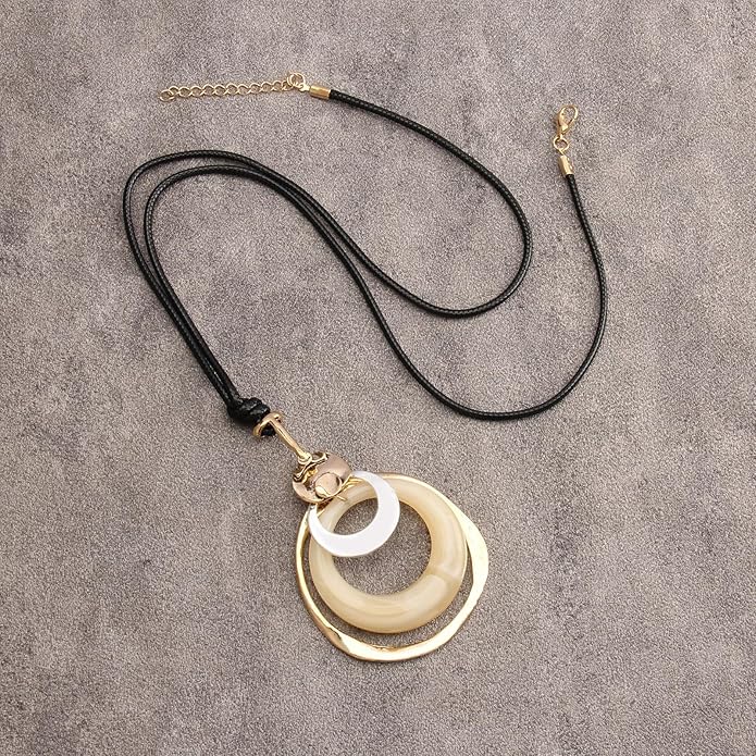Boho Necklaces for Women Chunky Circle Necklace Layered Boho Circle Leather Choker Necklace Long Vintage Necklaces Bohemian Jewlery Gifts