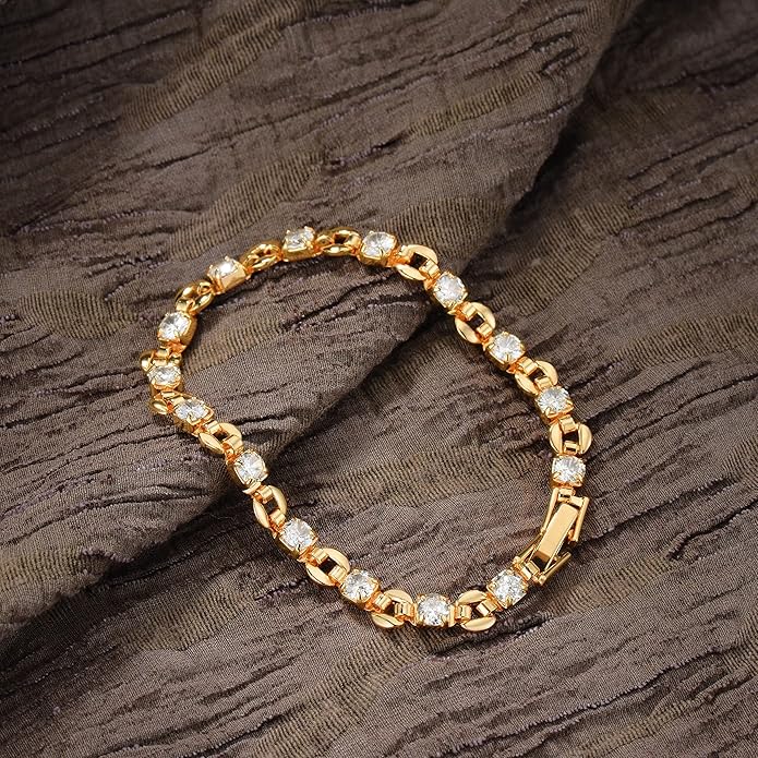 LOYATA Chain Bracelet Gold Link 14K Gold Plated Dainty Pearl Bracelet Simple Jewelry Gift for Women